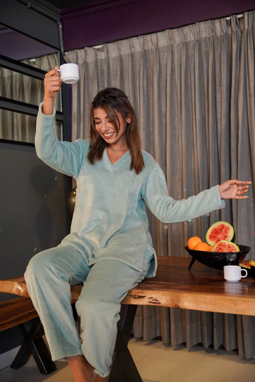V neck Super Soft Turquoise woollen Lounge Wear Set - Image 8