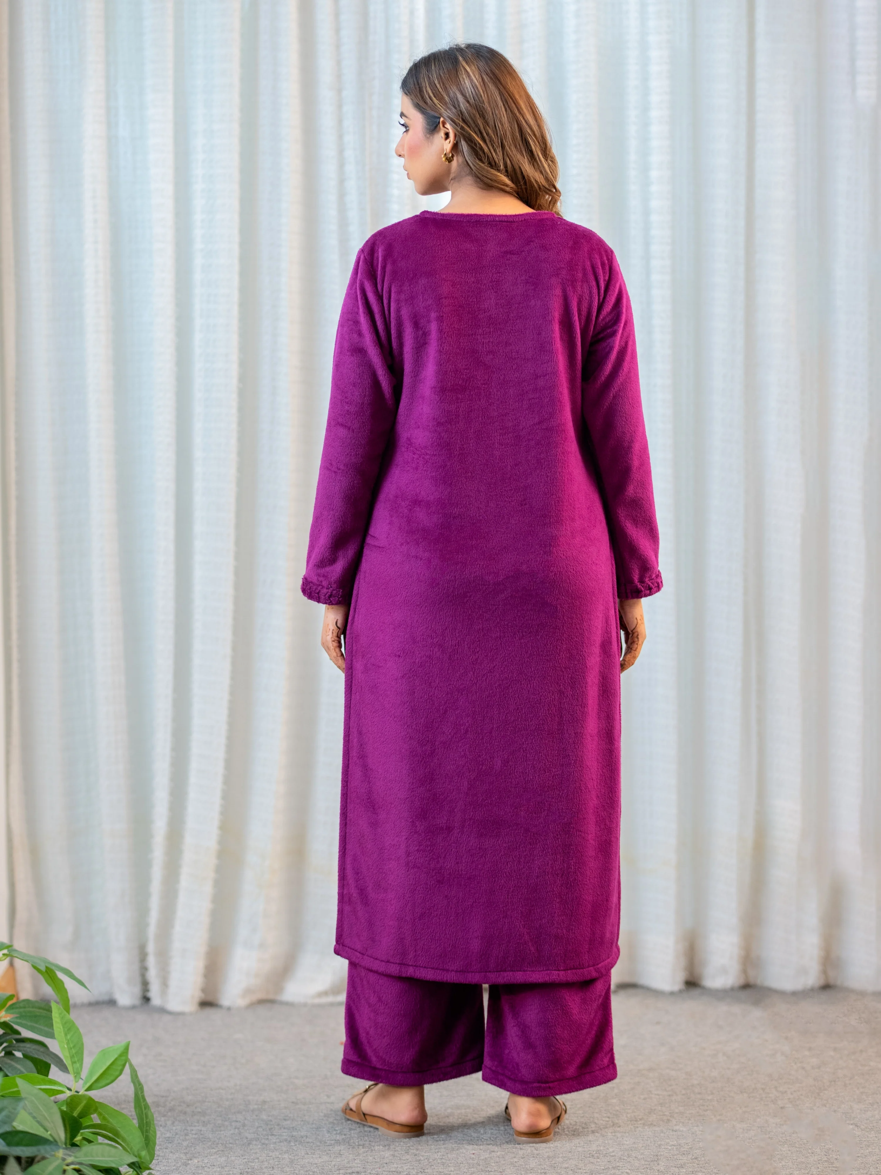 V Neck Super Soft Wine Long Kurta woollen Set - Image 8