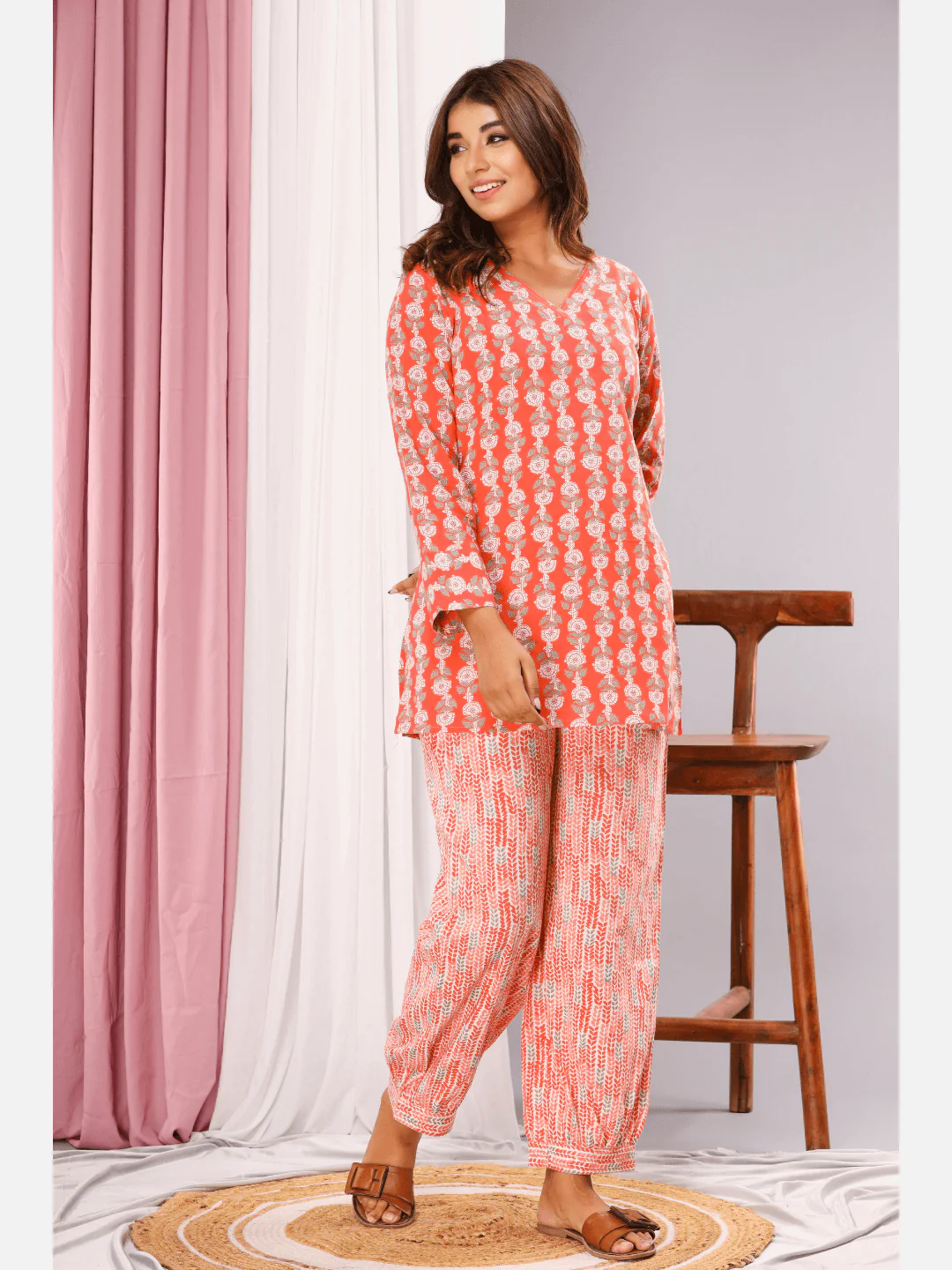 V Neck Tango Loungewear - Image 5