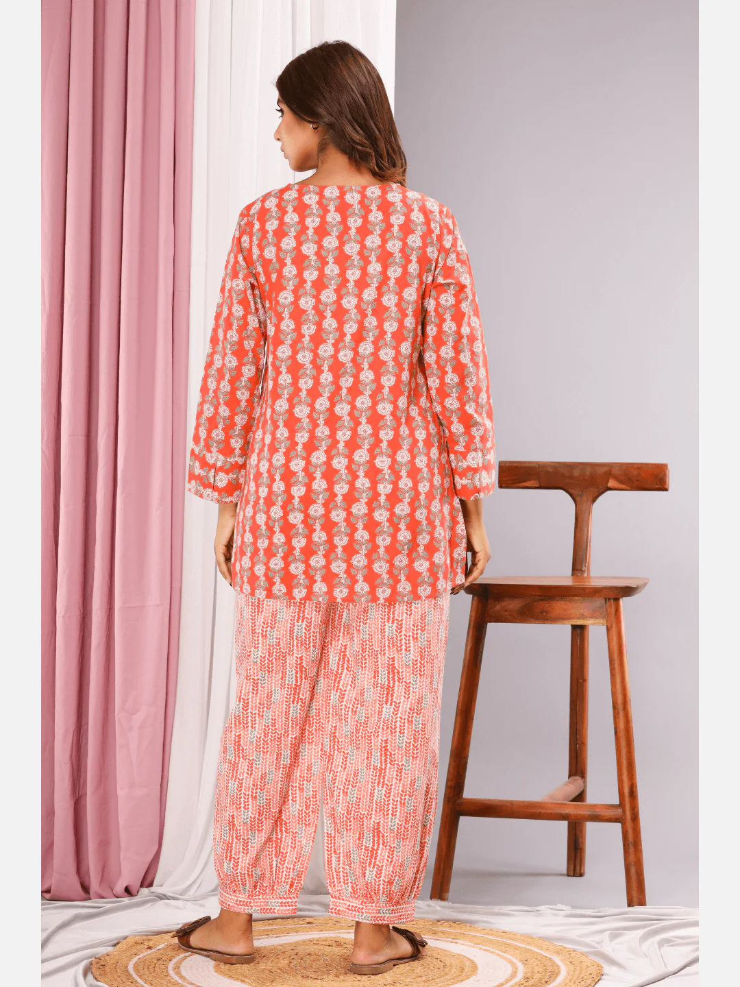 V Neck Tango Loungewear - Image 8