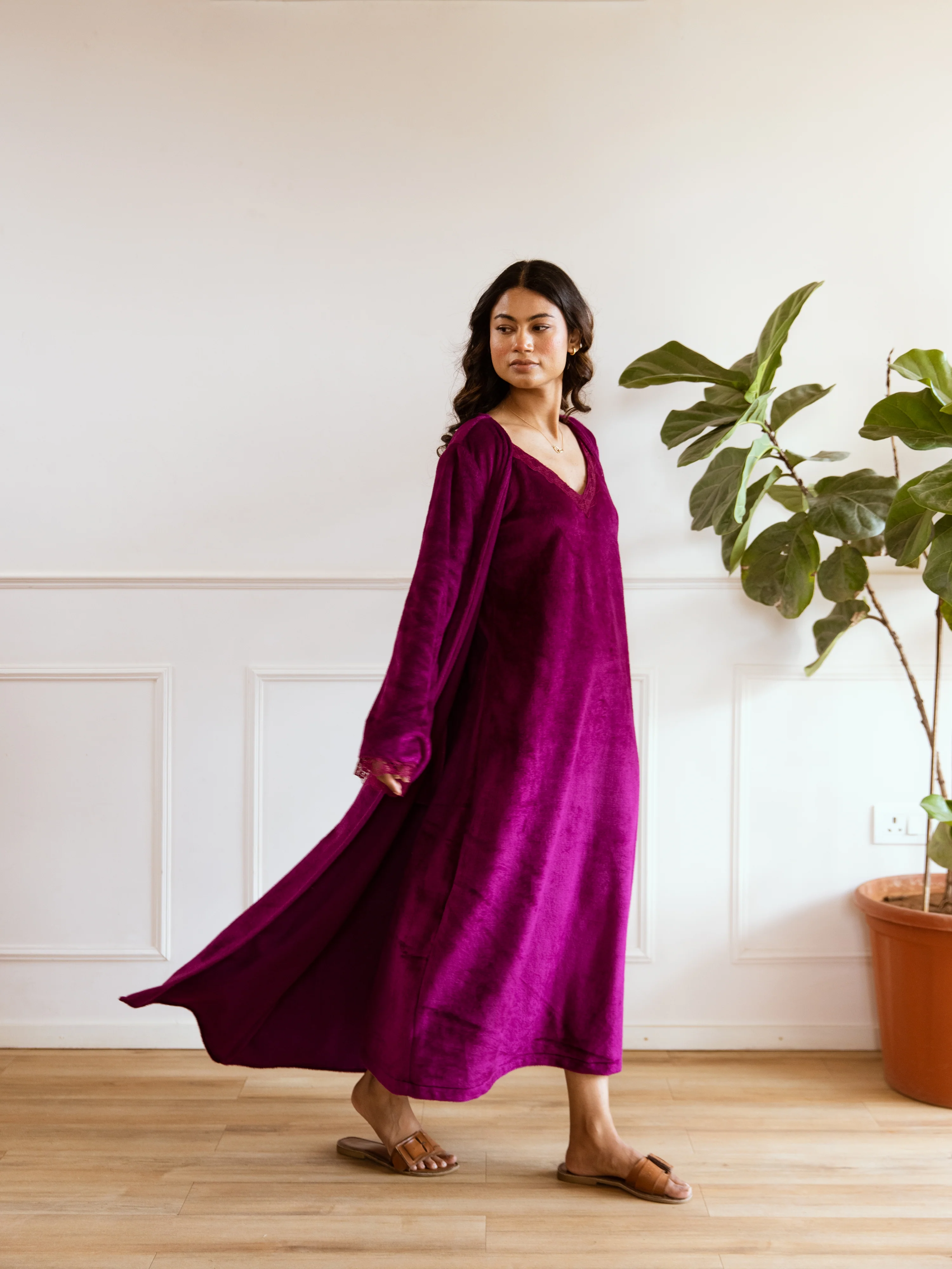 Wine Super Soft Woollen Maxi & Shrug Set - Image 7