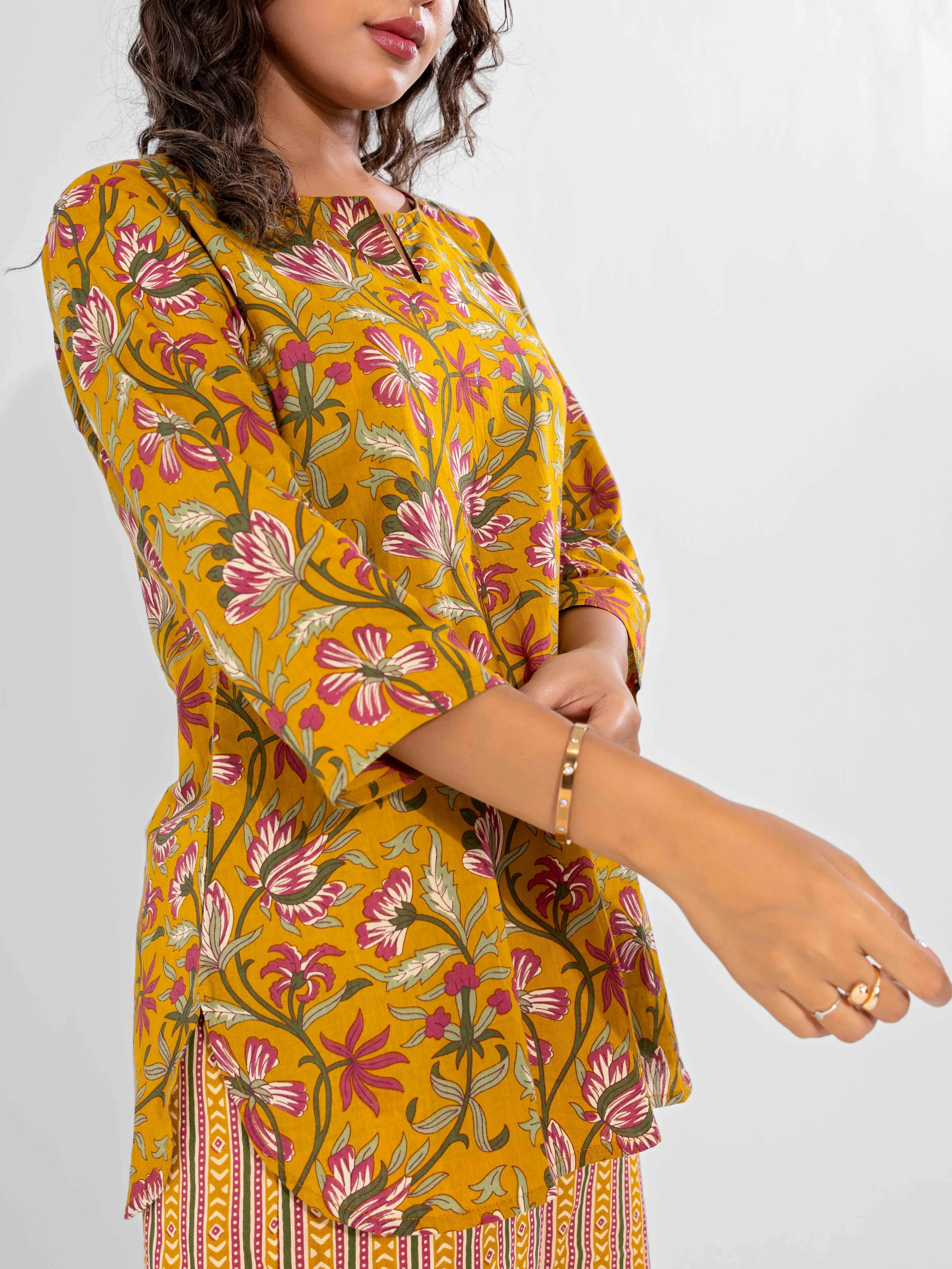 Yellow Dusk Pure Cotton Round Neck Co-ord Set - Image 2