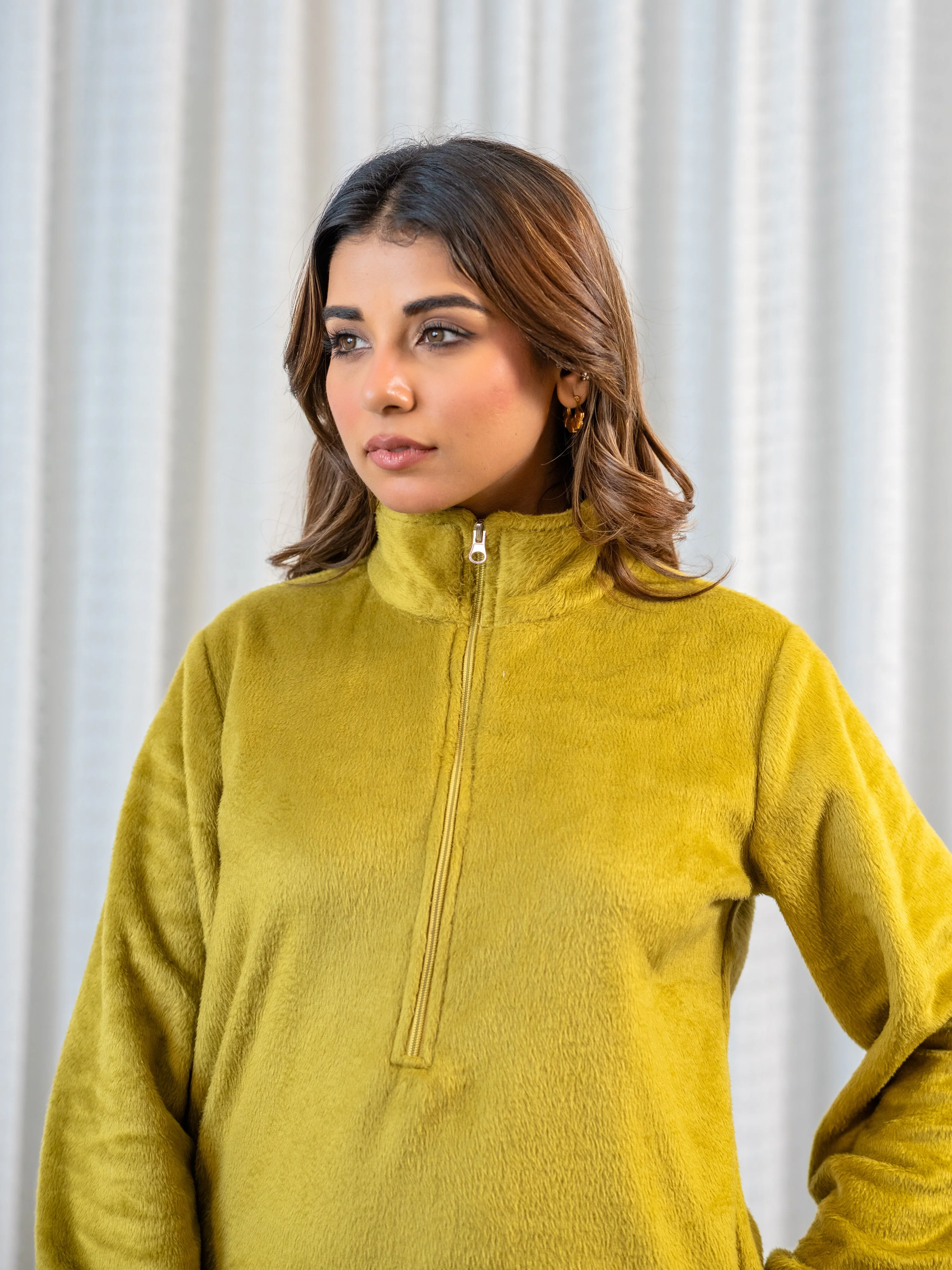 Zip-Up Super Soft Olive Woollen Sweatshirt Set - Image 7